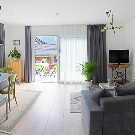 Brigitte اوبرترون